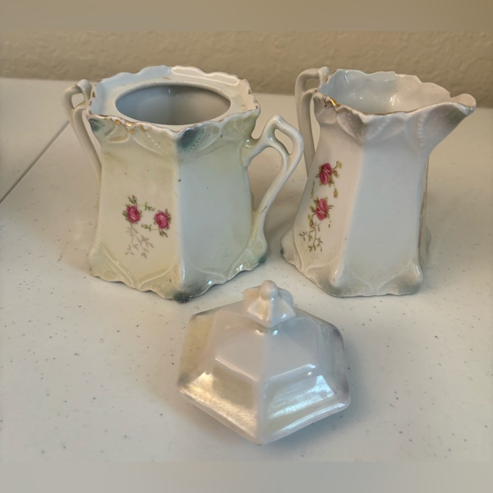 SUGAR BOWL & CREAMER ROSES ~ Germany - Picture 6 of 6